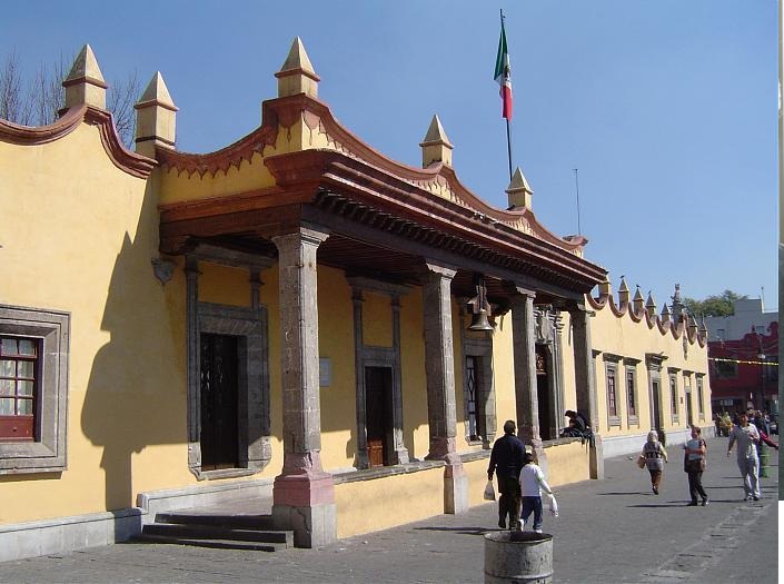 ACUSAN EXTORSIÓN EN ALCALDÍA COYOACÁN