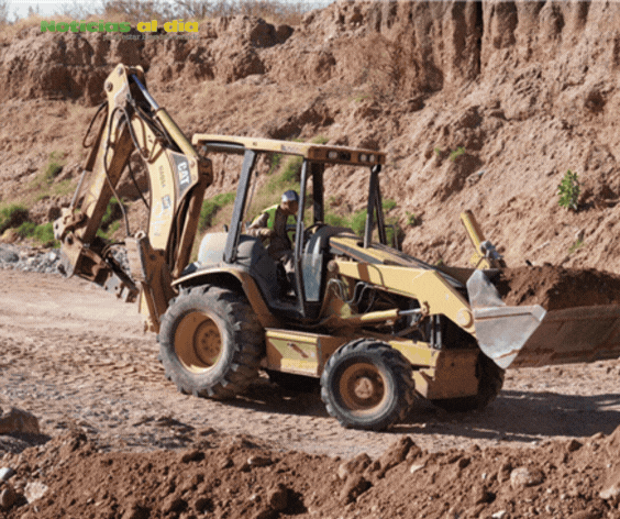 AVANZA EL PLAN DE REMEDIACIÓN DEL PUENTE UBICADO EN LA COLONIA SIERRA AZUL