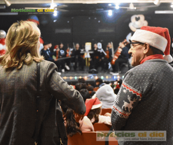  CELEBRA DIF ESTATAL FESTIVAL NAVIDEÑO CON ESTUDIANTES BAJO LA TUTELA DEL ESTADO