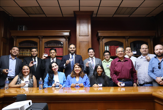 ENTREGA MUNICIPIO CREDENCIALES A INTEGRANTES DEL CONSEJO MUNICIPAL DE TUTELAS