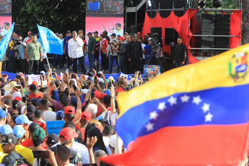 HAY DOS MIL DETENIDOS POR PROTESTAS POR EL RESULTADO DE LAS ELECCIONES:MADURO