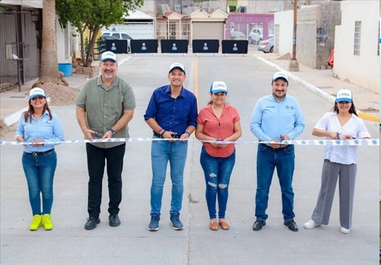 INAUGURA ALCALDE PAVIMENTACIÓN EN CALLES DEL FRACCIONAMIENTO JARDINES DE SACRAMENTO