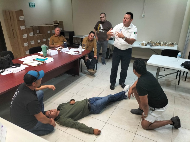 CAPACITAN A PERSONAL DE BOWI EN SEGURIDAD Y CONTINGENCIAS