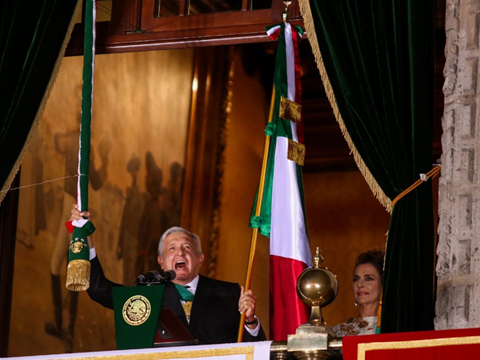 ESTAMOS VIVIENDO UN MOMENTO HISTÓRICO EN DONDE SÍ NACE DEL CORAZÓN GRITAR ‘¡VIVA MÉXICO!’: LÓPEZ OBRADOR