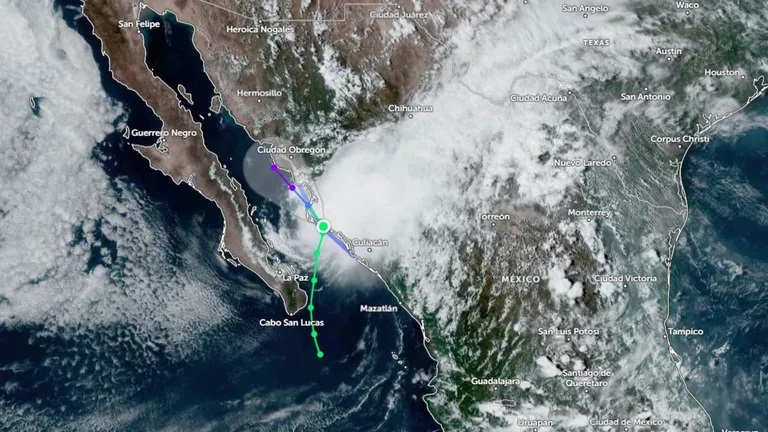 TORMENTA TROPICAL ILEANA TOCA TIERRA EN SINALOA