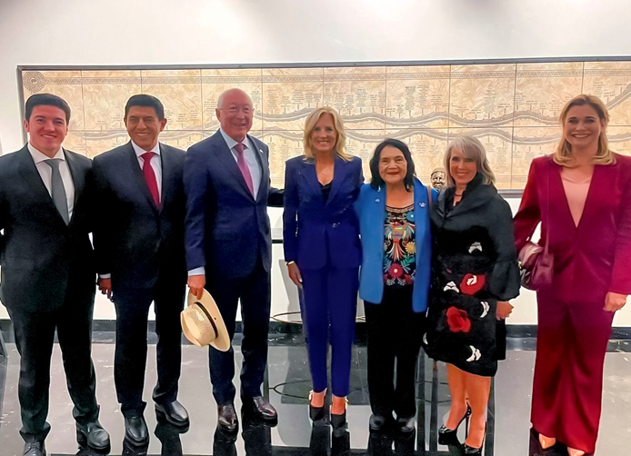 PRESUME MARU CAMPOS A CHIHUAHUA ANTE JILL BIDEN, PRIMERA DAMA DE ESTADOS UNIDOS