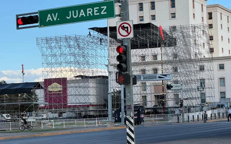 AJUSTA BOWI SU RUTA POR INICIO DEL FICH Y PASO DE LA CABALGATA DEL EXPOGAN