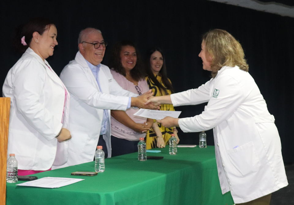 RECONOCE IMSS CHIHUAHUA A MÉDICAS Y MÉDICOS POR SU COMPROMISO, EMPEÑO Y TRABAJO