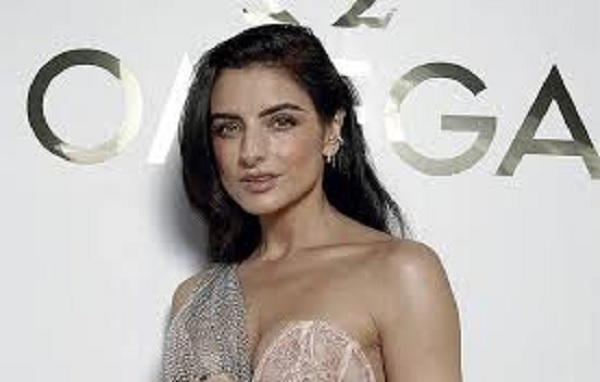 AISLINN DERBEZ SERÁ CONDUCTORA EN LOS PREMIOS PLATINO 2025
