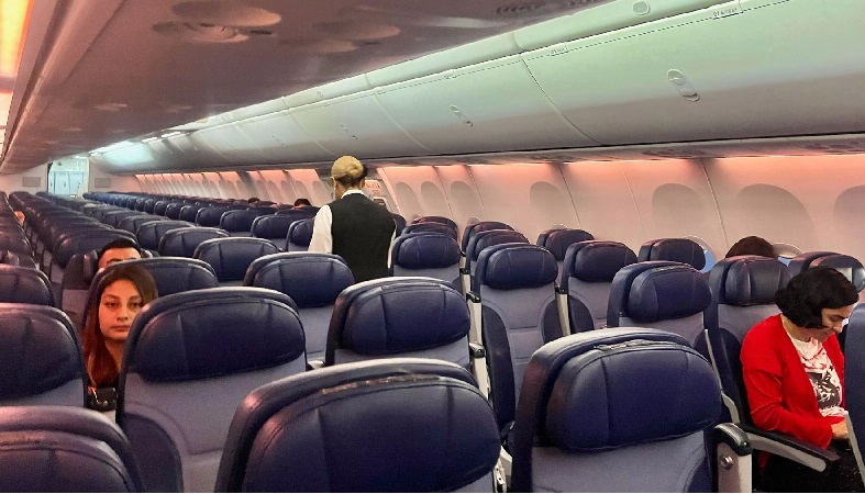 CON POCOS PASAJEROS A BORDO, MEXICANA DE AVIACIÓN OPERA SU RUTA DEL AIFA A MONTERREY UN MIÉRCOLES DE MAYO