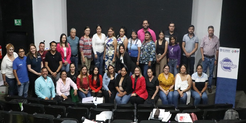 CAPACITA DIF ESTATAL A FUNCIONARIOS MUNICIPALES SOBRE EL DESARROLLO DE PROYECTOS COMUNITARIOS