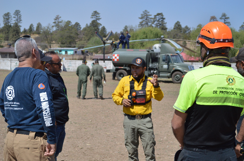 ENVÍA GOBIERNO DEL ESTADO APOYO AÉREO PARA COMBATIR INCENDIOS EN EL MUNICIPIO DE MADERA