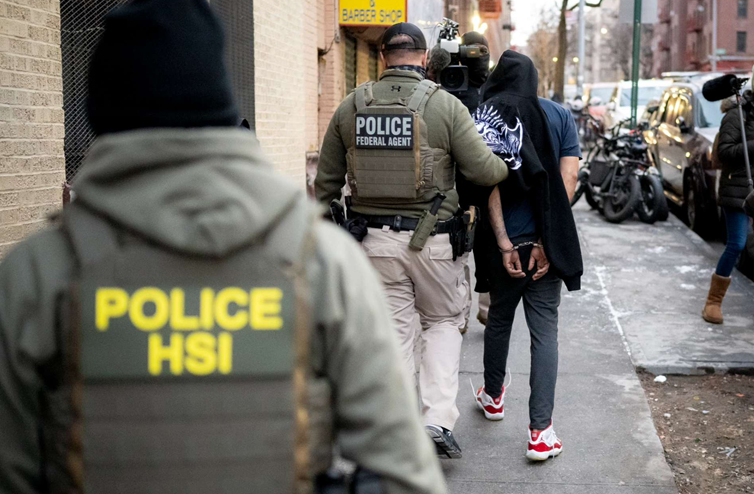 JUAN RAMÓN DE LA FUENTE INFORMÓ QUE FUERON DETENIDOS 42 MEXICANOS TRAS REDADAS MIGRATORIAS EN LOS ÁNGELES, CALIFORNIA