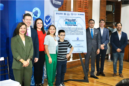FIRMA MUNICIPIO CONVENIO PARA MEJORAR LA SEGURIDAD DIGITAL DE NIÑAS, NIÑOS Y ADOLESCENTES