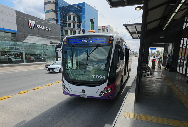PROMUEVE JUÁREZBUS EL USO DE LA LÍNEA EXPRÉS DEL BRT-2