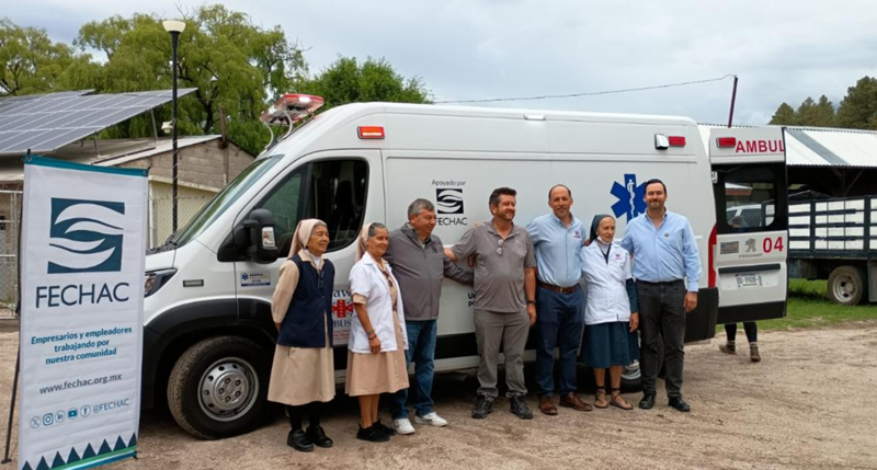 ENTREGA FECHAC AMBULANCIA A CLÍNICA SANTA TERESITA PARA FORTALECER ATENCIÓN MÉDICA EN 11 MUNICIPIOS DE LA SIERRA TARAHUMARA