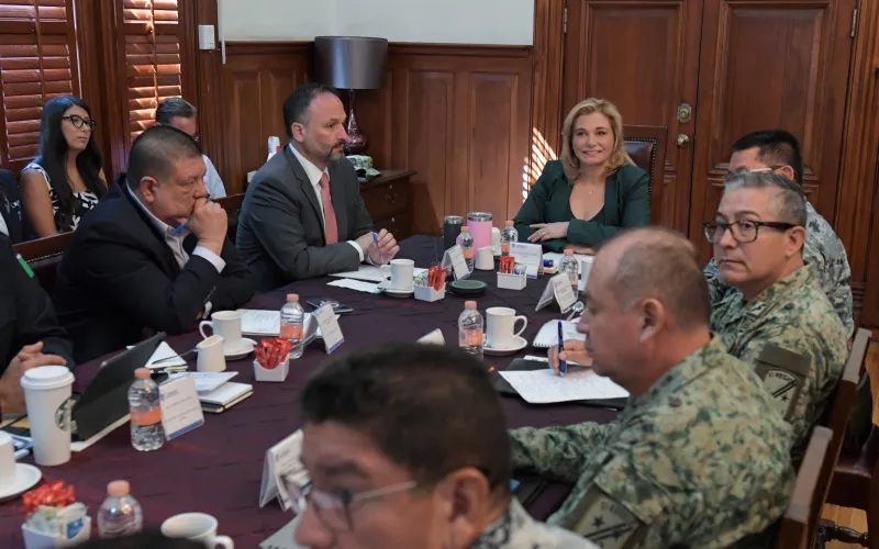 MARU CAMPOS ENCABEZA MESA DE SEGURIDAD: ACUERDAN FORTALECER ESTRATEGIA EN CIUDAD JUÁREZ Y OTRAS REGIONES