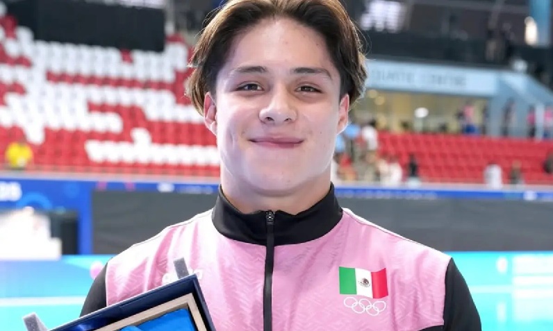 OSMAR OLVERA TUVO UNA ACTUACIÓN HISTÓRICA EN EL MUNDIAL DE DEPORTES ACUÁTICOS SINGAPUR 2025, EN DONDE OBTUVO UN ORO Y TRES PLATAS