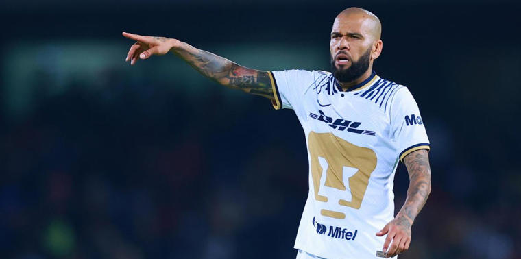 LOS PUMAS UNAM CELEBRARON QUE EL TAS FALLÓ A SU FAVOR Y VALIDÓ LA RESCISIÓN DEL CONTRATO DE DANI ALVES.