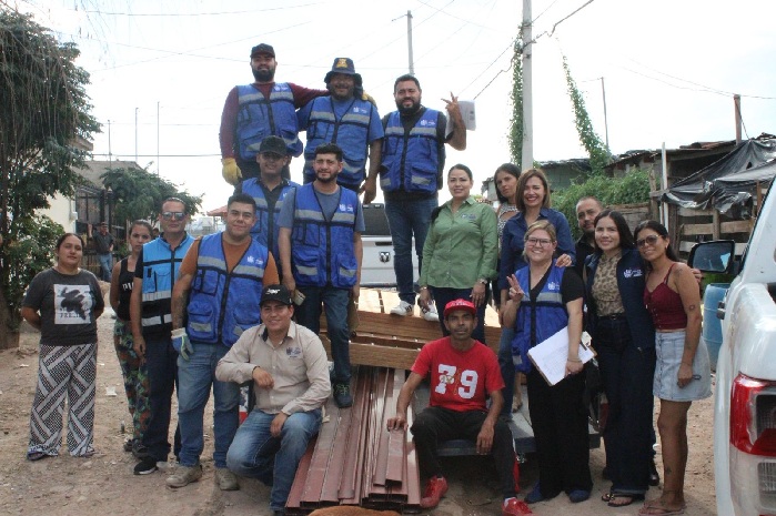REGIDORAS DEL PAN ENTREGAN APOYOS A FAMILIAS AFECTADAS POR LAS LLUVIAS EN COLONIA EL PORVENIR II