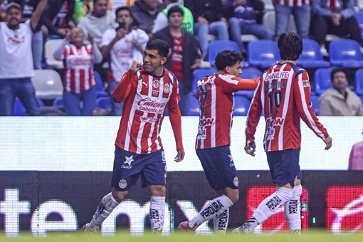 LAS CHIVAS DEL GUADALAJARA DERROTARON POR 0-2 A LA FRANJA DEL PUEBLA ESTE SÁBADO EN EL ESTADIO CUAUHTÉMOC