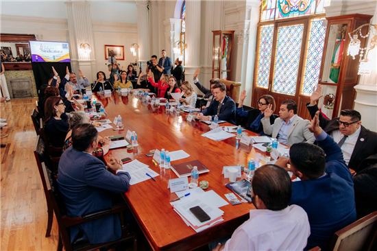 AVALA CABILDO CONTRATACIÓN PLURIANUAL DE CRÉDITO PARA GAZA DE INCORPORACIÓN EN PERIFÉRICO Y CANAL