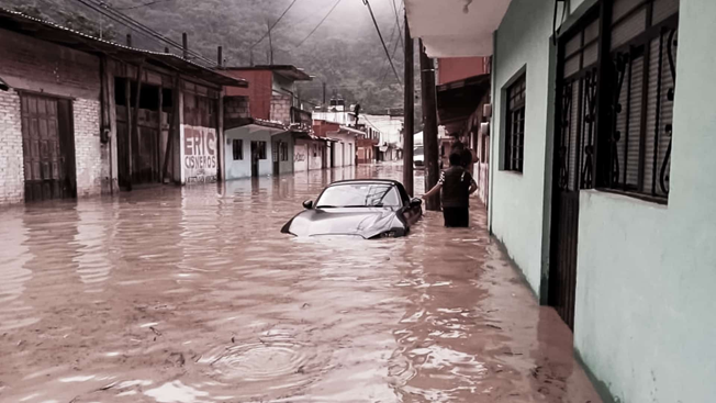 GOBIERNO DE MÉXICO REFUERZA ACCIONES TRAS INTENSAS LLUVIAS: SE REPORTAN 37 MUERTOS 
