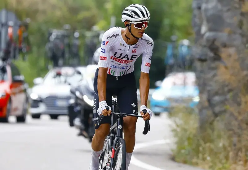 ISAAC DEL TORO TERMINA SEGUNDO EN LA ANDORRA CYCLING MASTERS