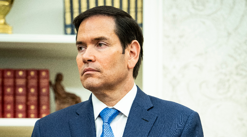 MARCO RUBIO NEGÓ QUE EE.UU. PLANEE BOMBARDEAR VENEZUELA Y ACUSÓ AL *MIAMI HERALD* DE DIFUNDIR UNA HISTORIA FALSA.