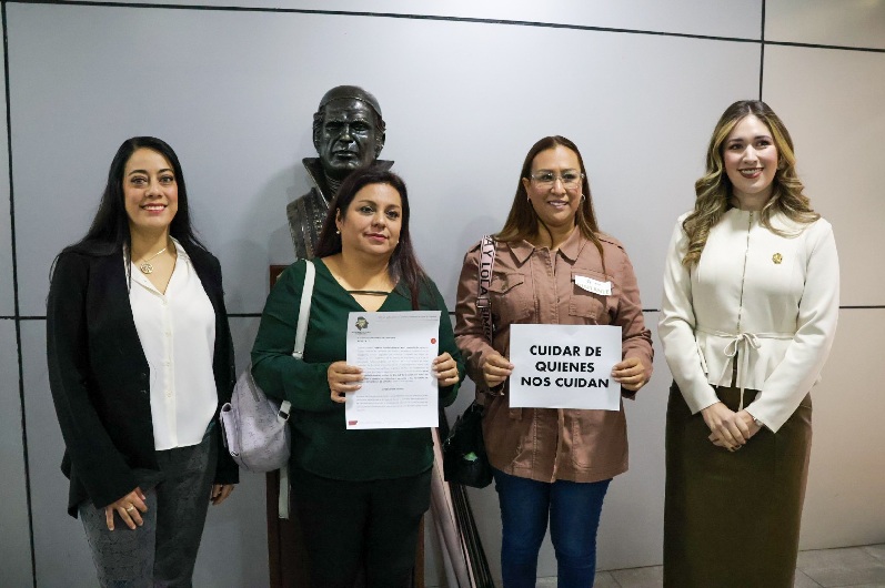 “CUIDAR DE QUIENES NOS CUIDAN”: PRESENTAN AMÉRICA AGUILAR Y ALMA PORTILLO LEY DE CUIDADOS*