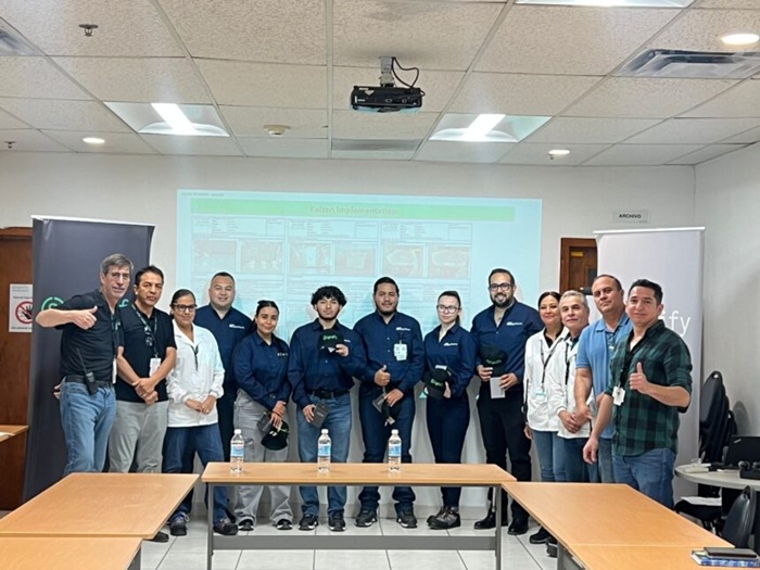 UTCAM ENTRE LAS FINALISTAS DEL INDEX KAIZEN 2025, ESTUDIANTES REVOLUCIONAN EL OEE EN SIGNIFY