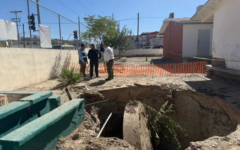 ATIENDE PERSONAL DEL ICHIFE SOCAVÓN EN PRIMARIA LIBERTAD DE JUÁREZ