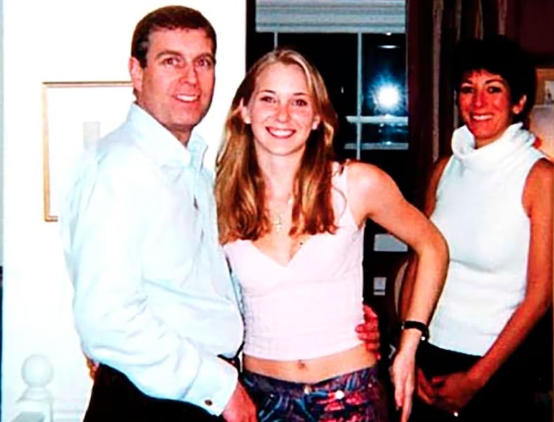 FOTO DEL EXPRÍNCIPE ANDRÉS Y VIRGINIA GIUFFRE, CONFIRMAN CORREOS DE EPSTEIN