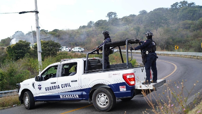 DESFILE DEL 20 DE NOVIEMBRE EN SALVADOR ESCALANTE FUE CANCELADO POR HECHOS VIOLENTOS