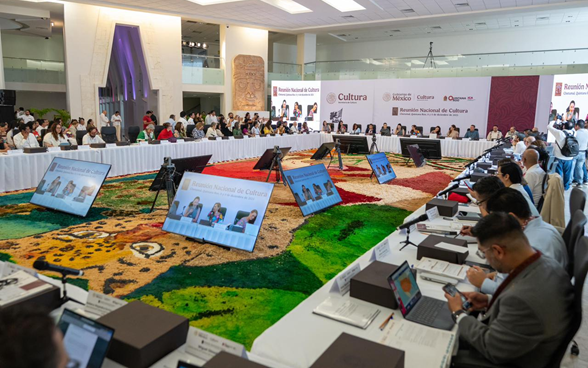 EN QUINTANA ROO, CLAUDIA CURIEL DE ICAZA Y MARA LEZAMA INAUGURAN LA REUNIÓN NACIONAL DE CULTURA 2025 