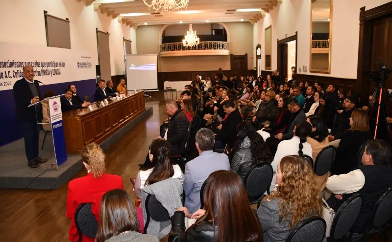 RECONOCE SEYD A PLANTELES ESCOLARES QUE PARTICIPARON EN LOS PROGRAMAS INICIA Y EDUCA