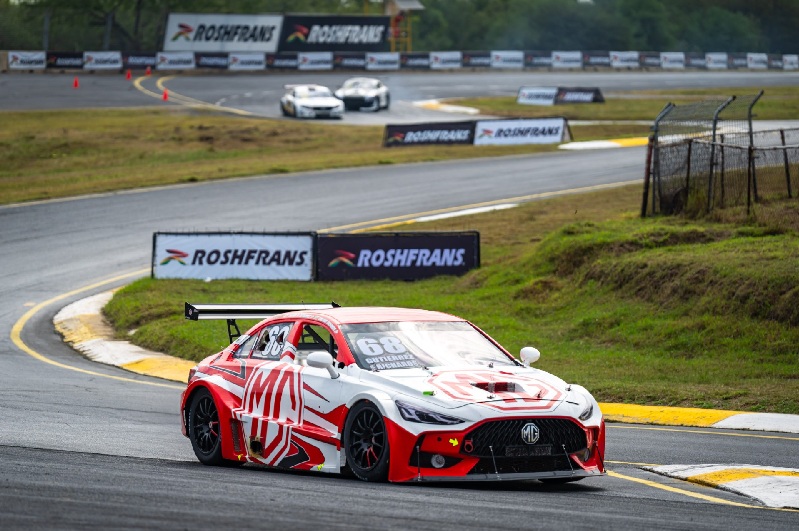 LA INDUSTRIA DE AUTOS ELÉCTRICOS HA COMENZADO A 