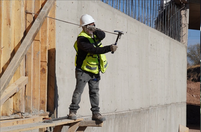 FORTALECE MUNICIPIO PUENTE VEHICULAR DE SIERRA AZUL AFECTADO POR LAS LLUVIAS