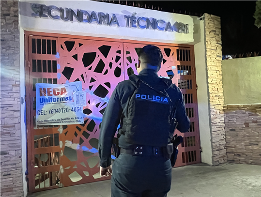 CONTINÚA POLICÍA MUNICIPAL CON VIGILANCIA EN CENTROS ESCOLARES DURANTE LAS VACACIONES