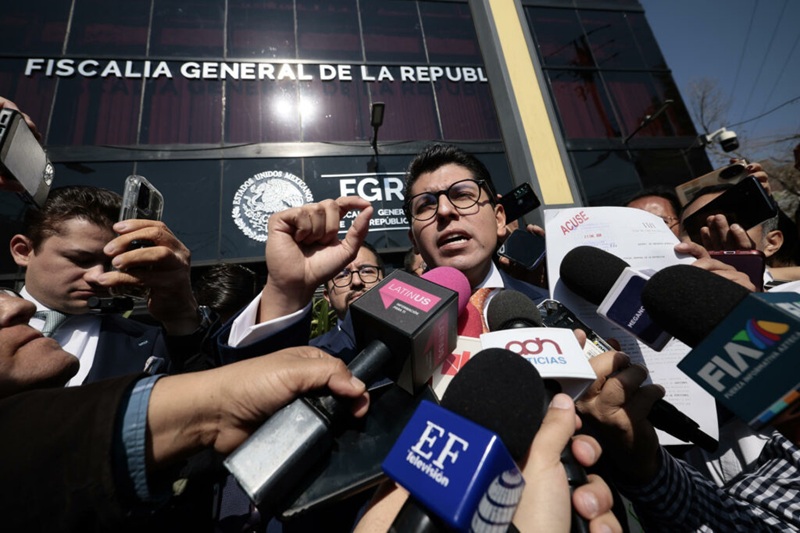 UNA FAMILIA DEL ACCIDENTE DEL TREN INTEROCEÁNICO DENUNCIÓ ANTE LA FGR A LOS CONTRATISTAS POR LESIONES Y ABUSO DE AUTORIDAD