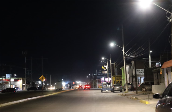 ILUMINA MUNICIPIO CALLE ARROZ EN VIDA DIGNA; INSTALACIÓN DE ALUMBRADO DA SEGURIDAD A VECINOS