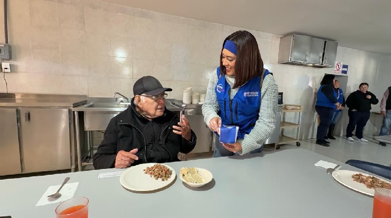 BENEFICIA NUTRICHIHUAHUA A ADULTOS MAYORES EN EL ASILO “EL BOCADO DEL POBRE