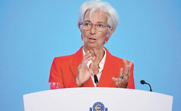 CHRISTINE LAGARDE ABANDONA CENA EN DAVOS, REPORTAN MEDIOS; COMENTARIOS DE ALIADO DE TRUMP DESATAN POLÉMICA