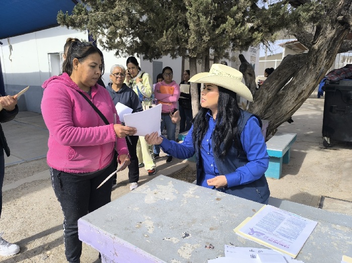REGIDORA MYRNA MONGE MELÉNDEZ PARTICIPA EN REGISTRO DE ASPIRANTES A BECA DE EXCELENCIA ACADÉMICA 2026 EN RANCHO GUADALUPE