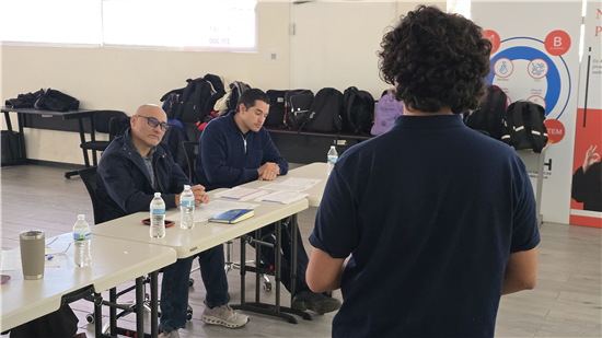 JÓVENES PARTICIPAN EN RETO DE INNOVACIÓN EN CASA DE LA JUVENTUD DEL GOBIERNO MUNICIPAL