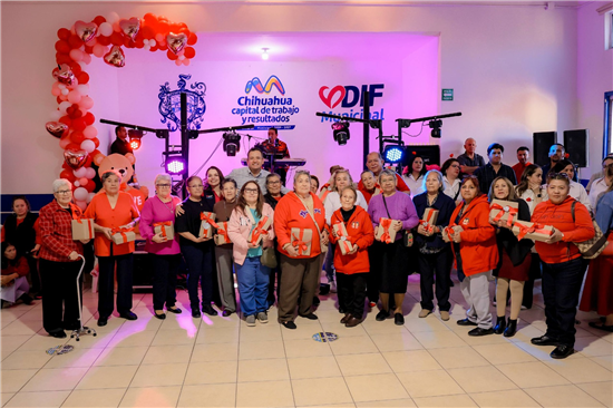 ASISTE ALCALDE MARCO BONILLA A BAILE DE CORAZONES DE CLUBES DEL ABUELO DE LA ZONA SUR