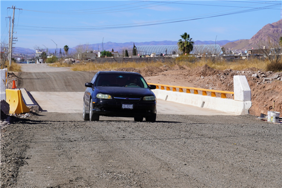 HABILITA MUNICIPIO CIRCULACIÓN EN PUENTE VEHICULAR DE LA COLONIA SIERRA AZUL