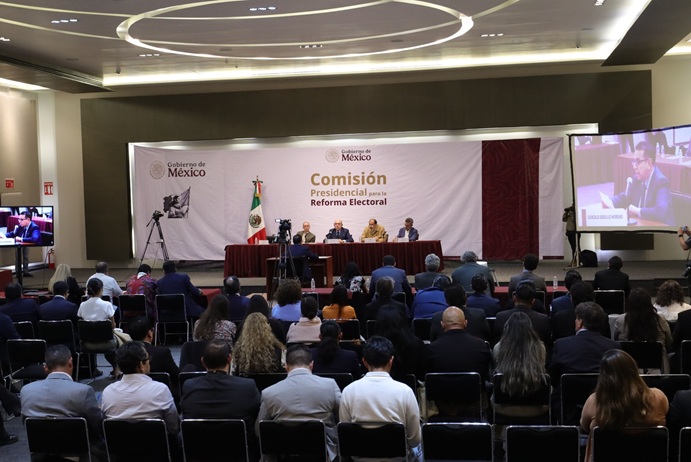 APUESTAN EN MORENA A IR SOLOS EN REFORMA