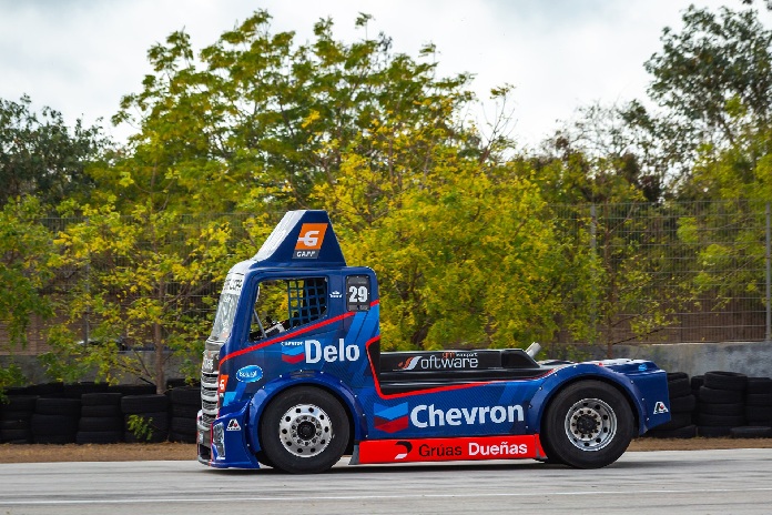 ENRIQUE “HARRY” DUEÑAS Y CHEVRON RACING, INICIARON EL 2026 CON TOP-5 DE LOS TRACTOCAMIONES