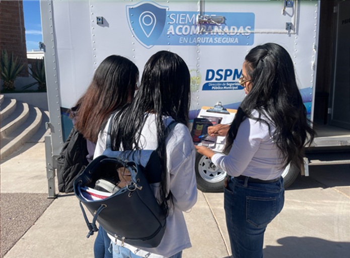 BRINDA DSPM MÁS DE 140 ATENCIONES EN PUNTA ORIENTE CON UNIDAD MÓVIL DE PREVENCIÓN DE VIOLENCIA  